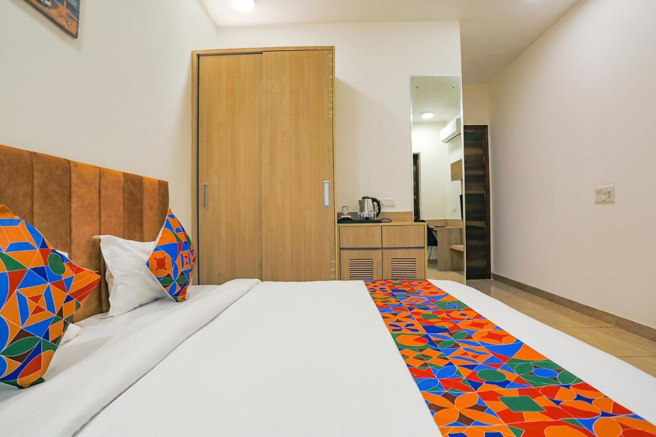 Fabhotel Ab Inn Huda City Center Gurgaon Exterior photo